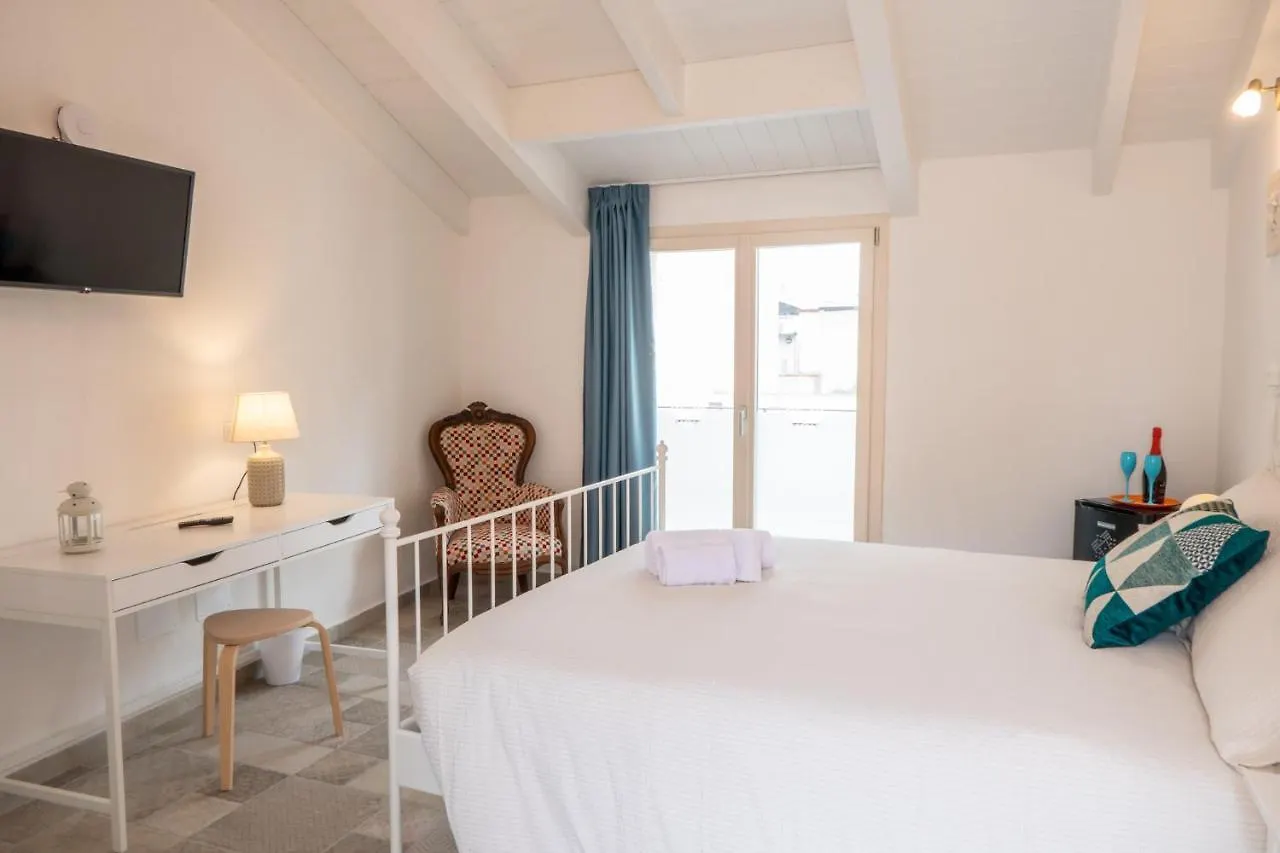 Hotel Almasarda Olbia Affittacamere